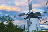 Ravensburger - Windmill Near Retz (Windmuhle bei Retz) 1000 Piece Puzzle