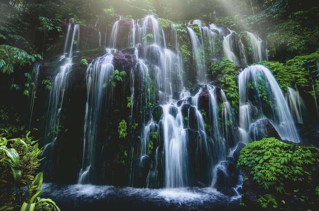 Ravensburger - Waterfall Retreat, Bali 3000 Piece Adult's Jigsaw Puzzle