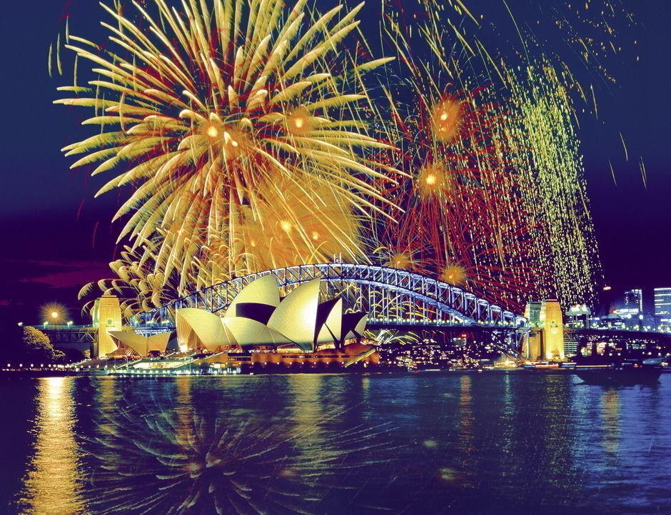 Ravensburger - Fireworks Over Sydney Australia 1000 Piece Puzzle